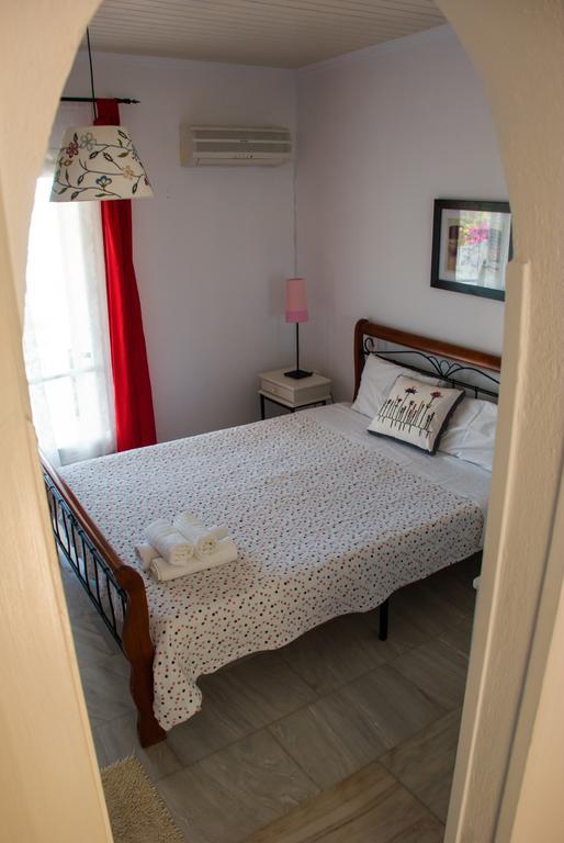 Angela Studios Ieromonachos Habitación foto